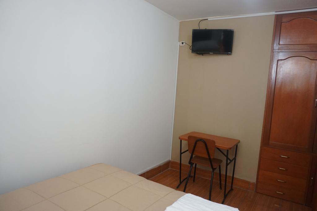 Residencial Mamamia Hotel Tacna Bagian luar foto